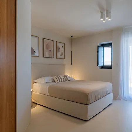 Acrodise Estate Villa *