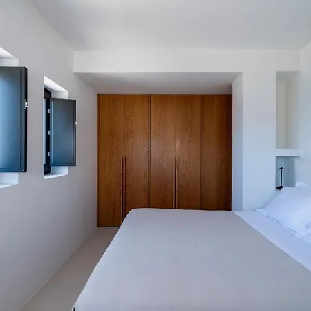 Acrodise Estate Villa