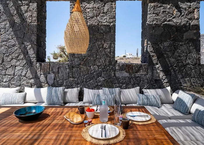 Willa Acrodise Estate